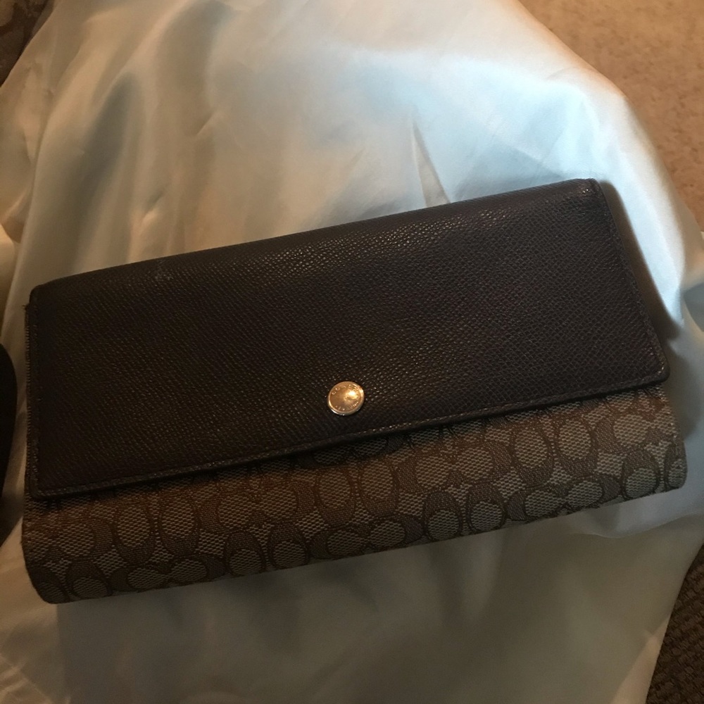 Coach wallet